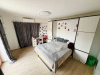 Eladó családi ház, Veszprémben 249.9 M Ft, 7 szobás