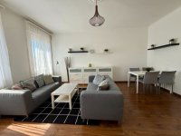 Kiadó téglalakás, albérlet, VII. kerületben, Thököly úton