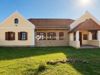 Eladó családi ház, Szilvásváradon 104.9 M Ft, 6 szobás