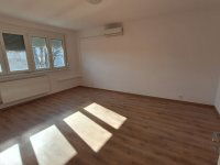 Eladó panellakás, Gödöllőn 72.9 M Ft, 2 szobás