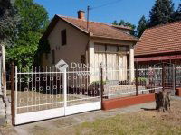 Eladó nyaraló, Lakitelken 19.99 M Ft, 3 szobás