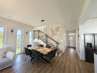 Eladó családi ház, Százhalombattán, Emese utcában 179.999 M Ft