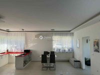 Eladó családi ház, Harkányban 149.9 M Ft, 4 szobás