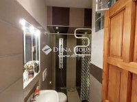 Eladó családi ház, Székesfehérvárott 194.9 M Ft, 5+2 szobás