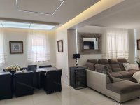 Eladó családi ház, Mogyoródon 189.9 M Ft, 7 szobás