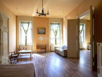 Eladó téglalakás, VII. kerületben 152 M Ft, 3 szobás