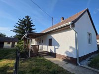 Eladó családi ház, Viszen 32.99 M Ft, 3 szobás