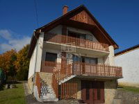 Eladó nyaraló, Szentendrén 119 M Ft, 5 szobás