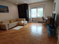 Eladó téglalakás, V. kerületben 94.9 M Ft, 2 szobás