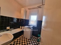 Eladó családi ház, Kiskunlacházán 63.5 M Ft, 4 szobás