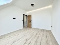 Eladó családi ház, Győrött 158 M Ft, 5 szobás