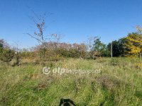 Eladó telek