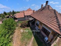 Eladó családi ház, Tiszakeszin 8 M Ft, 2 szobás
