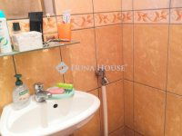 Eladó családi ház, XV. kerületben 75 M Ft, 4+1 szobás