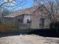 Eladó családi ház, Siklóson 7.4 M Ft, 2 szobás