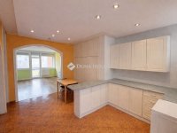 Eladó téglalakás, XX. kerületben 62.9 M Ft, 3 szobás