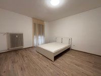 Kiadó panellakás, albérlet