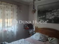 Eladó családi ház, Vecsésen 115.9 M Ft, 4 szobás