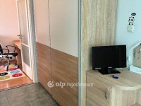 Eladó panellakás, Pécsett 49.9 M Ft, 2 szobás