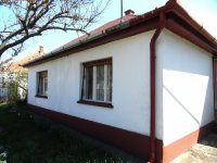 Eladó családi ház, Balatonfenyvesen 59.9 M Ft, 2 szobás