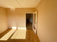 Eladó panellakás, XV. kerületben 56.5 M Ft, 2 szobás