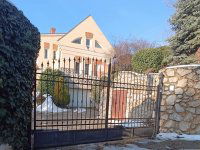 Kiadó téglalakás, albérlet, Pécsett, Csortos Gyula utcában