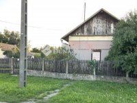 Eladó családi ház, Sárrétudvarin 5.7 M Ft, 2 szobás
