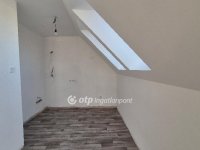 Eladó téglalakás, Szegeden 190 M Ft, 4 szobás