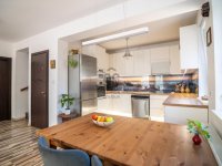 Eladó ikerház, XVIII. kerületben 164.9 M Ft, 5 szobás