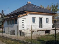 Eladó családi ház, Szigetszentmiklóson 71.9 M Ft, 3+1 szobás