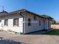 Eladó családi ház, XVIII. kerületben 164.999 M Ft, 4 szobás