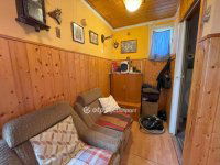 Eladó családi ház, Komlón 33 M Ft, 1+1 szobás