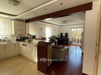 Kiadó téglalakás, albérlet