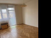 Eladó téglalakás, Debrecenben 56.5 M Ft, 1+1 szobás