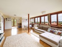 Eladó családi ház, Szentendrén 225 M Ft, 6 szobás