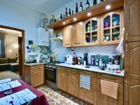 Eladó családi ház, X. kerületben 129.9 M Ft, 6 szobás