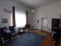 Eladó sorház, Kisújszálláson 12.5 M Ft, 1 szobás