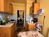 Eladó téglalakás, Nyíregyházán 42 M Ft, 3 szobás