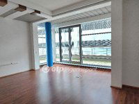 Kiadó iroda, Debrecenben 2000 E Ft / hó, 13 szobás