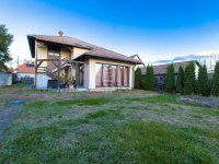 Eladó téglalakás, XVI. kerületben 109.99 M Ft, 4 szobás