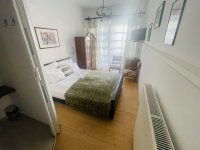 Eladó családi ház, Egerben 150 M Ft, 9 szobás