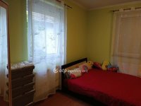 Eladó családi ház, Száron 179 M Ft, 5+1 szobás