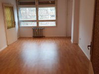 Kiadó téglalakás, albérlet