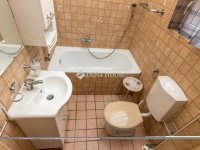 Eladó családi ház, Szigetszentmiklóson 85 M Ft, 6 szobás