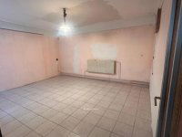 Eladó családi ház, Pápateszéren 24.9 M Ft, 3 szobás