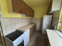 Eladó panellakás, Oroszlányban 35.99 M Ft, 2 szobás
