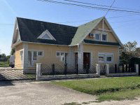 Eladó családi ház