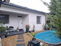 Eladó családi ház