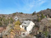 Eladó családi ház, Pécsett 84.9 M Ft, 5 szobás