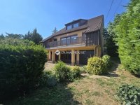 Eladó családi ház, Pécsett 149.9 M Ft, 6 szobás